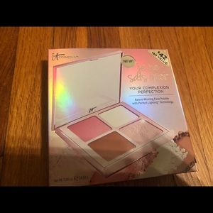 It Cosmetics Je Ne Sais Quoi Face Palette